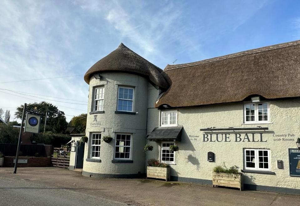 Blue Ball Inn, Sandygate, Exeter Clyst Saint Mary Экстерьер фото