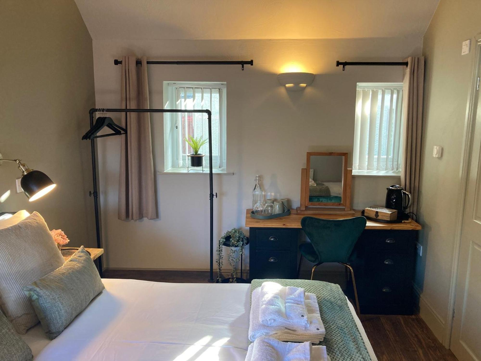 Blue Ball Inn, Sandygate, Exeter Clyst Saint Mary Экстерьер фото